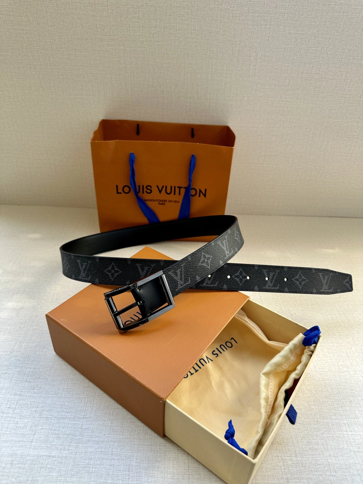 Barbara-- 3.4CM Monogram Eclipse Reverso Monogram item:C-S316B2552
